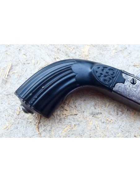 PISTOLET DE POCHE A PERCUSSION A CROSSE RENAISSANCE.