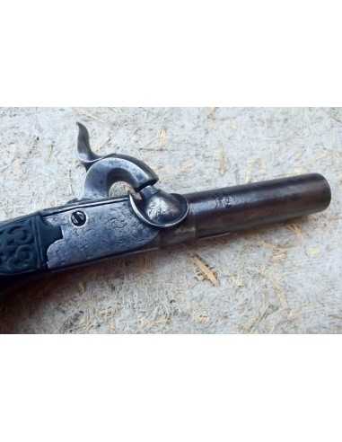 PISTOLET DE POCHE A PERCUSSION A CROSSE RENAISSANCE.