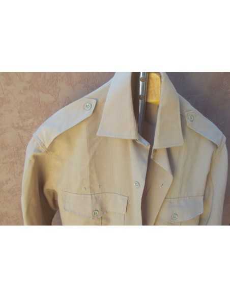 CULOTTE ET CHEMISE KAKI - EPOQUE SECONDE GUERRE MONDIALE.