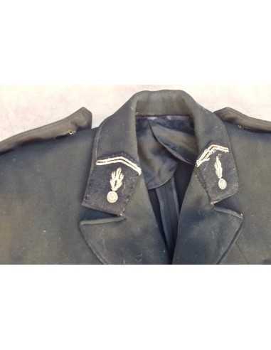 VESTE D'UNIFORME DE GENDARME DE CARRIÈRE.