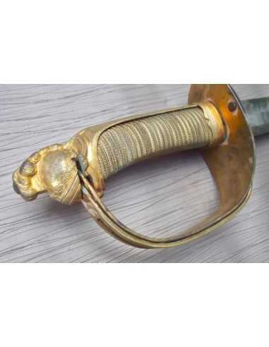 SABRE A GARDE TOURNANTE RÉVOLUTION.