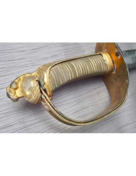 SABRE A GARDE TOURNANTE RÉVOLUTION.