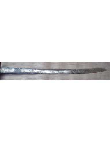 SABRE A GARDE TOURNANTE RÉVOLUTION.