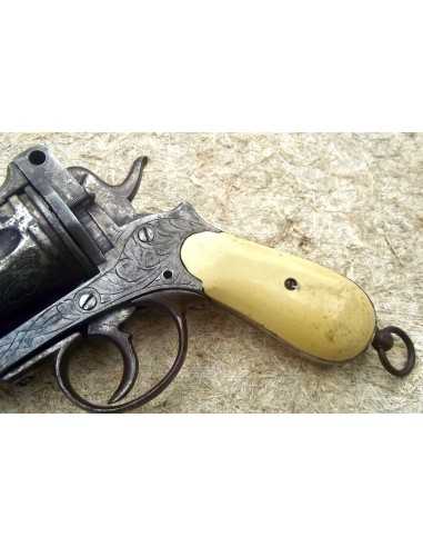 REVOLVER GASSER MONTENEGRIN.