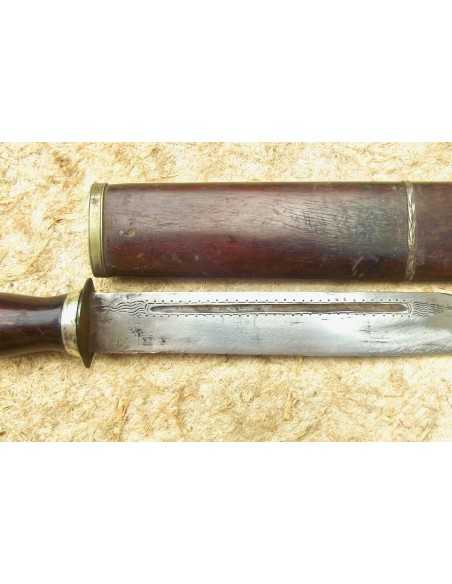 COUTEAU SUD ASIATIQUE.