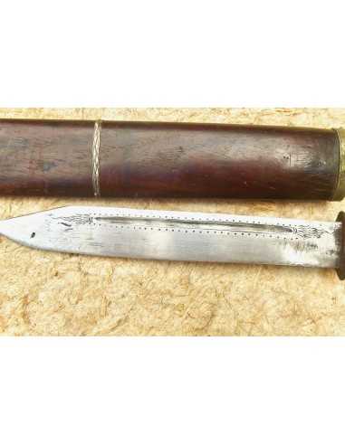 COUTEAU SUD ASIATIQUE.