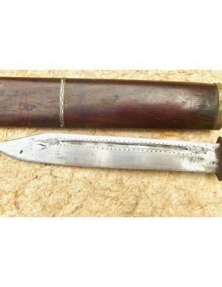 COUTEAU SUD ASIATIQUE.