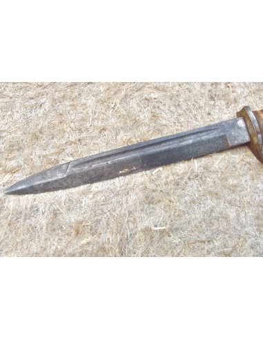 BAÏONNETTE-POIGNARD DE COMBAT...