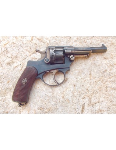 REVOLVER RÉGLEMENTAIRE D’OFFICIER Mle...