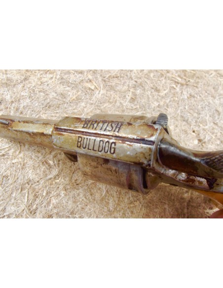 REVOLVER BELGE BRITISH BULLDOG A CROSSE D’IVOIRE.