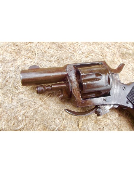 REVOLVER DE POCHE TYPE BULLDOG.