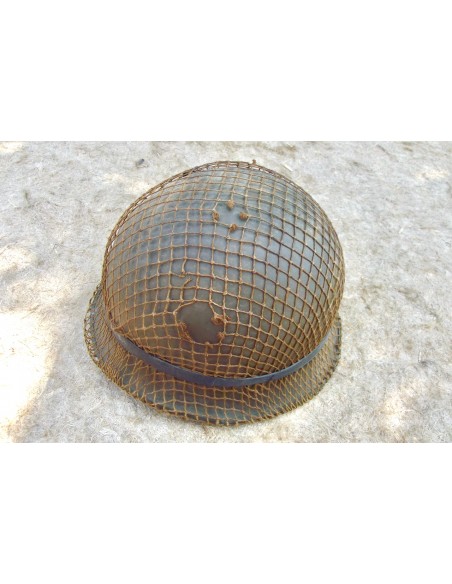 CASQUE Mle 51 ARMEE FRANCAISE AVEC FILET ET PANSEMENT.