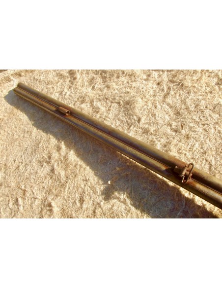 FUSIL DE CHASSE JUXTAPOSE A PERCUSSION CROSSE POLYCHROME.