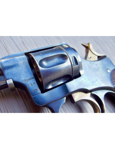 REVOLVER RÉGLEMENTAIRE SUÉDOIS NAGANT...