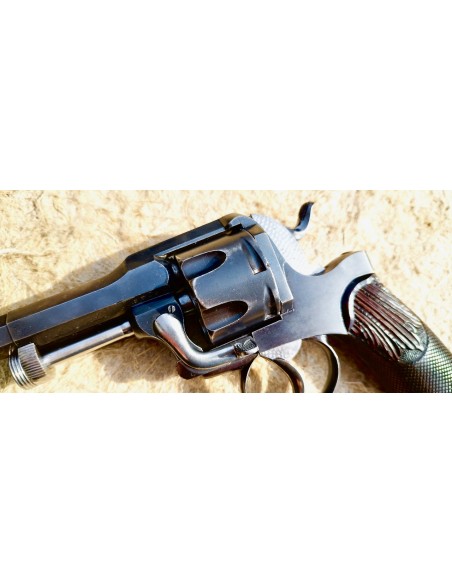 REVOLVER FAGNUS, DIT “MAQUAIRE”.