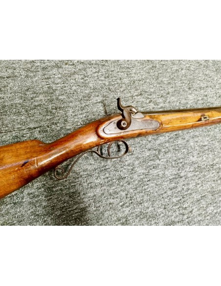 FUSIL DE CHASSE A PERCUSSION MONOCOUP.