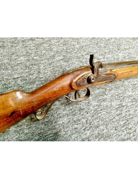 FUSIL DE CHASSE A PERCUSSION MONOCOUP.