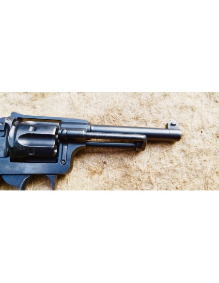 REVOLVER D’ORDONNANCE SUISSE Mle 1882/29.