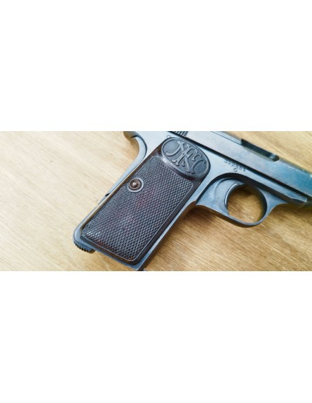 PISTOLET SEMI-AUTOMATIQUE BROWNING MODÈLE 1910.