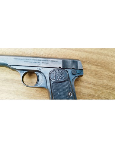 PISTOLET SEMI-AUTOMATIQUE BROWNING...