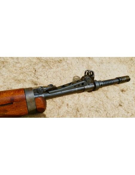 FUSIL SEMI-AUTOMATIQUE MAS 49-56.