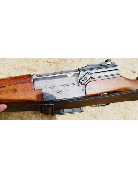 FUSIL SEMI-AUTOMATIQUE MAS 49-56.