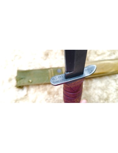 POIGNARD U.S. M3 AVEC FOURREAU.