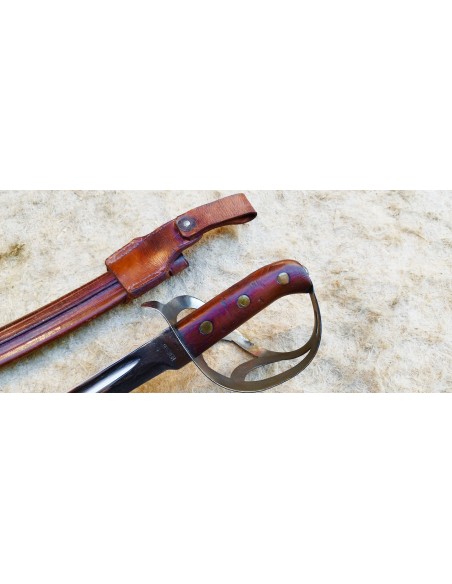 RARE KLEWANG MILITAIRE NEERLANDAIS.