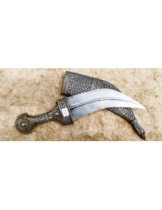 TRÈS BEAU ET LOURD DJAMBIYA...