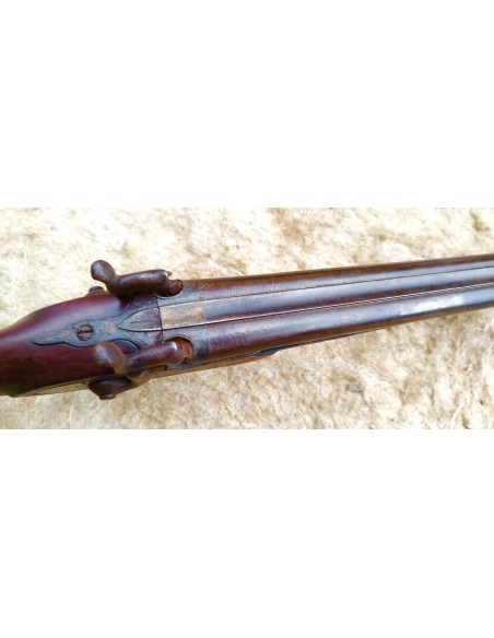 BEAU FUSIL DE CHASSE A PERCUSSION.