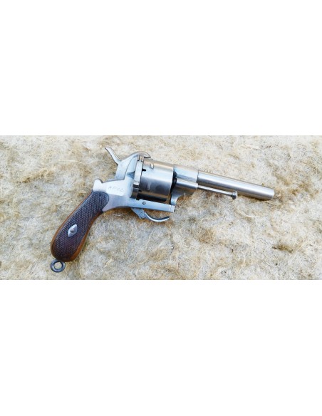 REVOLVER A BROCHE TYPE LEFAUCHEUX.
