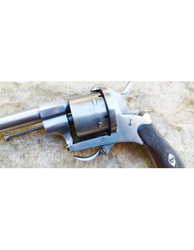 REVOLVER A BROCHE TYPE LEFAUCHEUX.