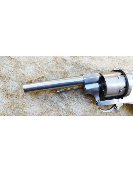 REVOLVER A BROCHE TYPE LEFAUCHEUX.