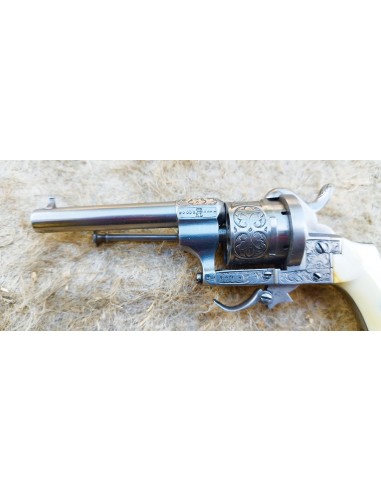 TRES BEAU REVOLVER EUGENE LEFAUCHEUX...