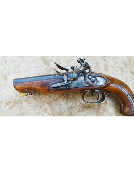 MAGNIFIQUE PISTOLET DE VOYAGE JUXTAPOSE A SILEX.