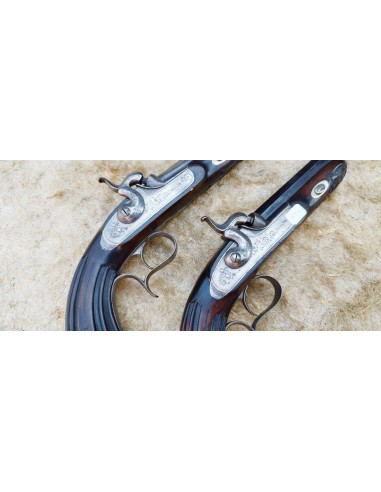 TRES BELLE PAIRE DE PISTOLETS DE DUEL...