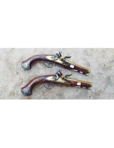RARE PAIRE DE PISTOLETS...