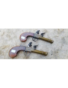 PAIRE DE PISTOLETS DE POCHE...