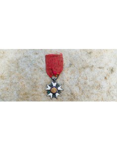 AIGLE D’ARGENT DE L’ORDRE...