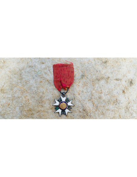 AIGLE D’ARGENT DE L’ORDRE DE LA LÉGION D’HONNEUR PREMIER TYPE.