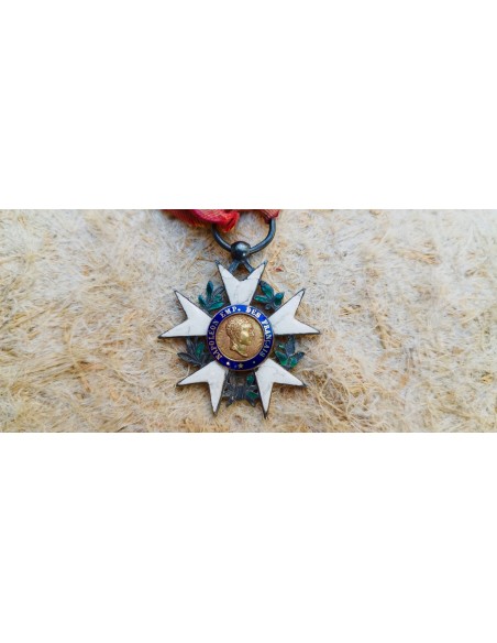 AIGLE D’ARGENT DE L’ORDRE DE LA LÉGION D’HONNEUR PREMIER TYPE.